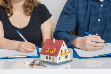 【住宅ローン返済中に離婚】連帯保証人などの確認事項や支払いの対応方法を解説
